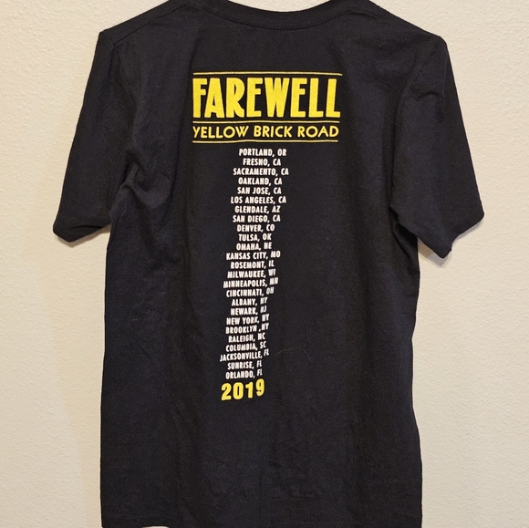 Elton John Music T-Shirt - Picture 6 of 6